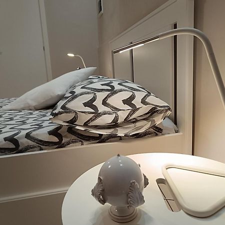 Simply House In Bari Twin Apartment Bagian luar foto