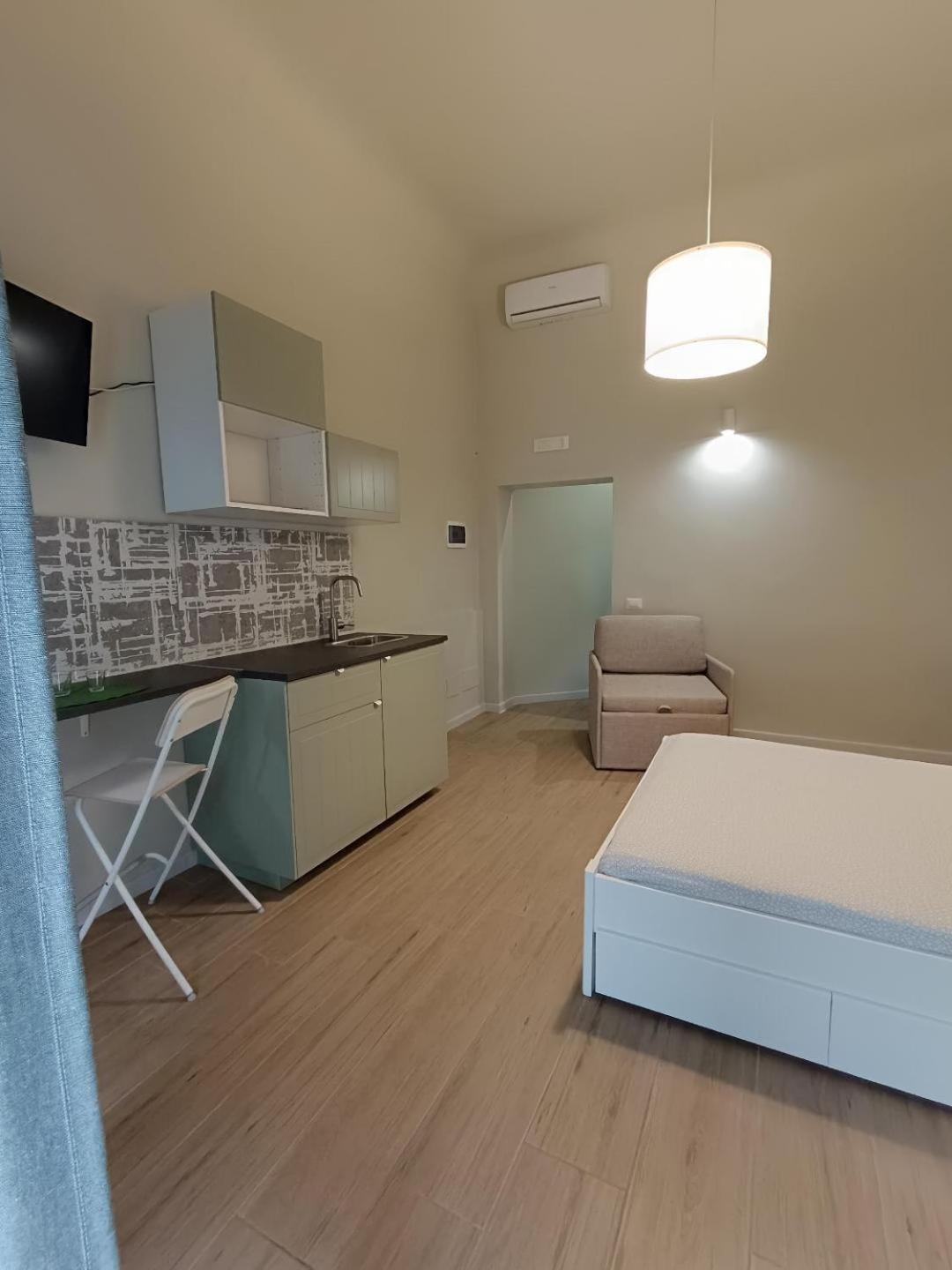 Simply House In Bari Twin Apartment Bagian luar foto